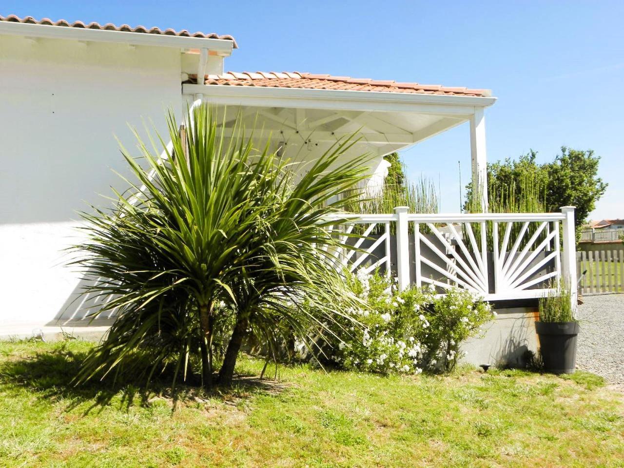 La Salicorne Villa Brem-Sur-Mer Exterior photo
